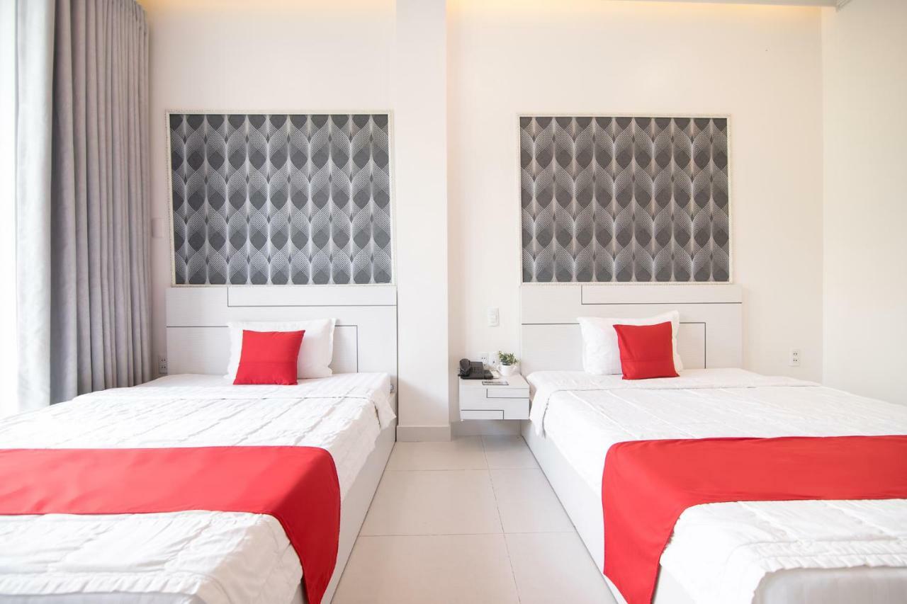 Bin Bin Hotel 4 - Near Sunrise City D7 Ho Şi Min Dış mekan fotoğraf