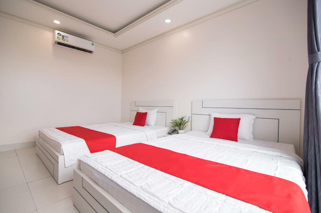 Bin Bin Hotel 4 - Near Sunrise City D7 Ho Şi Min Dış mekan fotoğraf