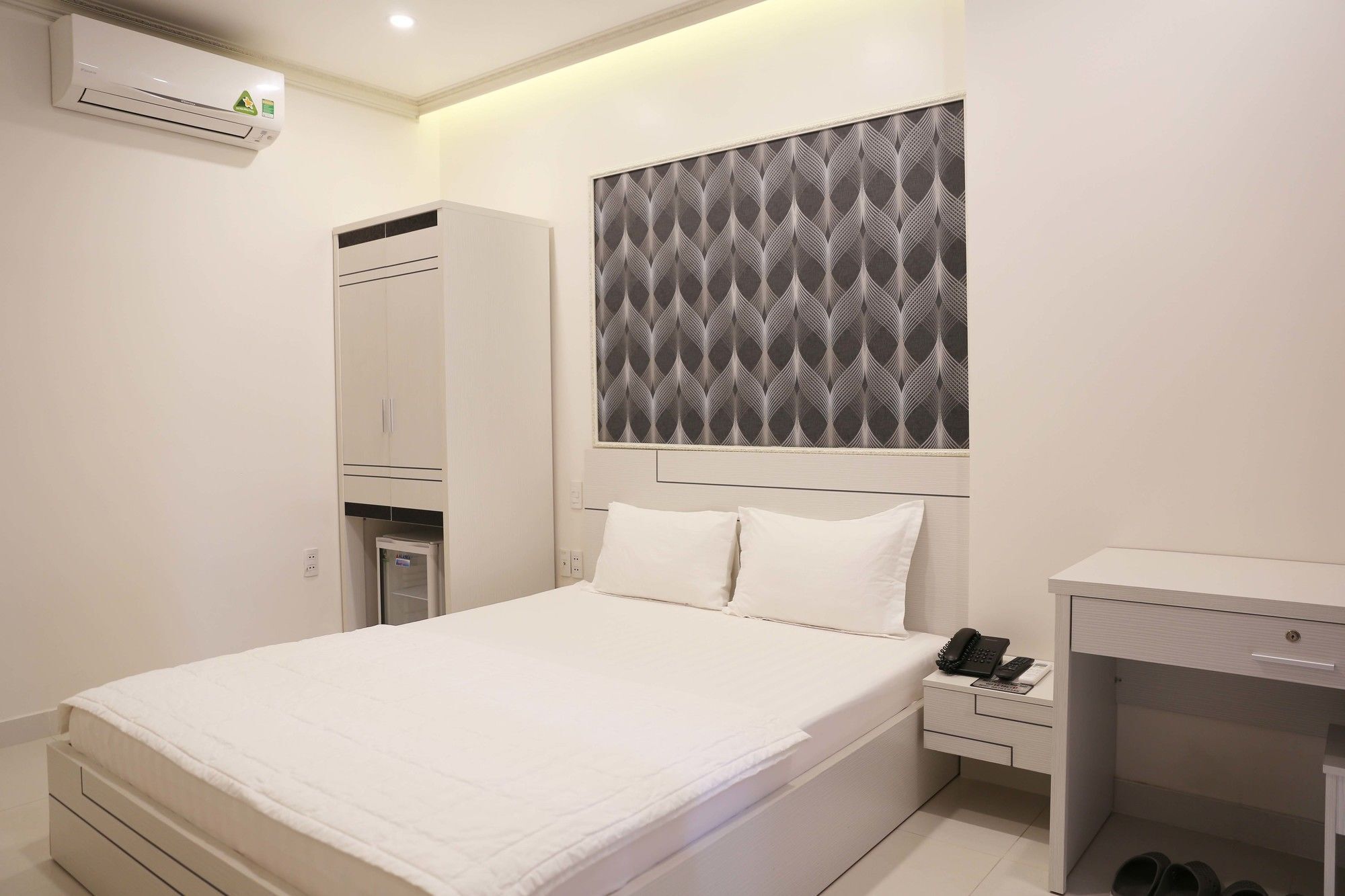 Bin Bin Hotel 4 - Near Sunrise City D7 Ho Şi Min Dış mekan fotoğraf